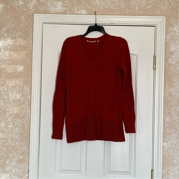 Women’s Soft Surroundings V-Neck Everest Sweater - Picture 1 of 5